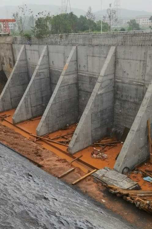 沧州泊头锚杆式挡土墙